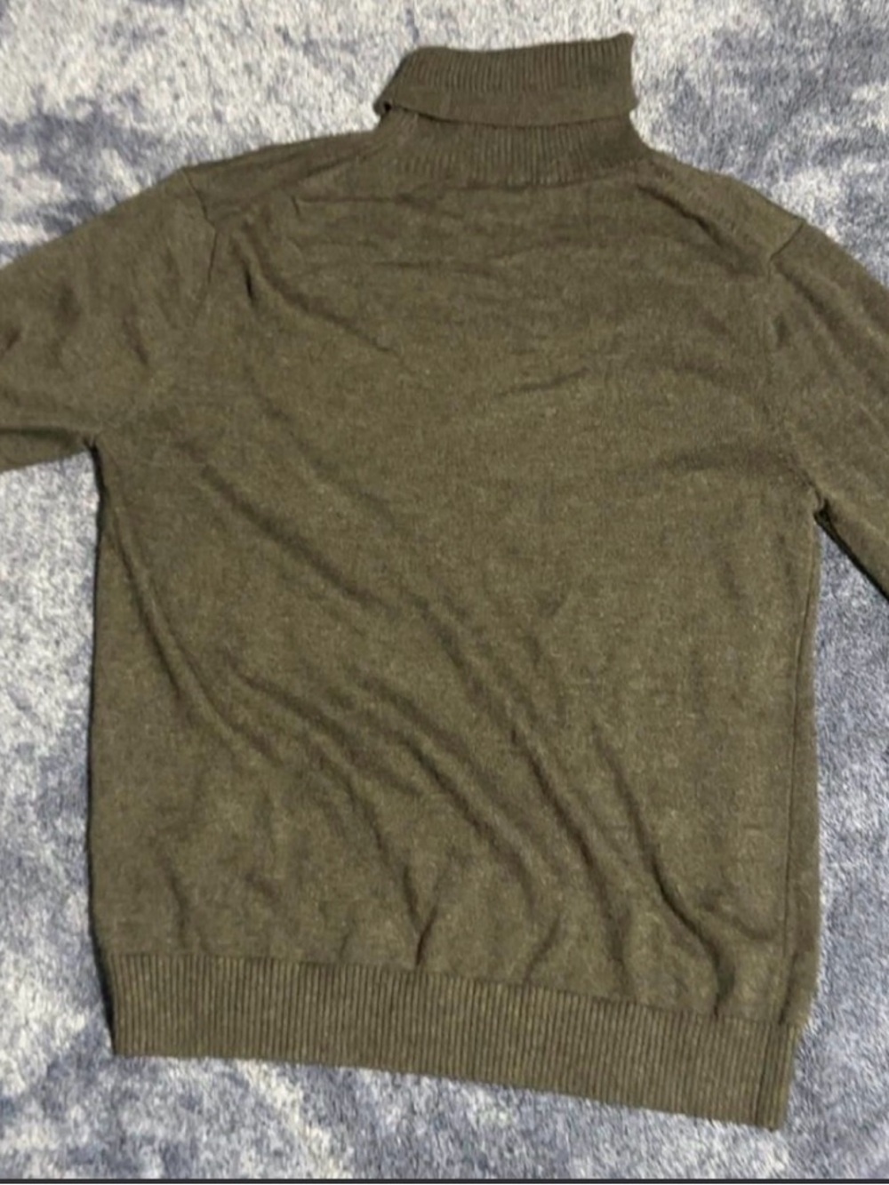 Tahari Men's Olive Turtleneck Sweater